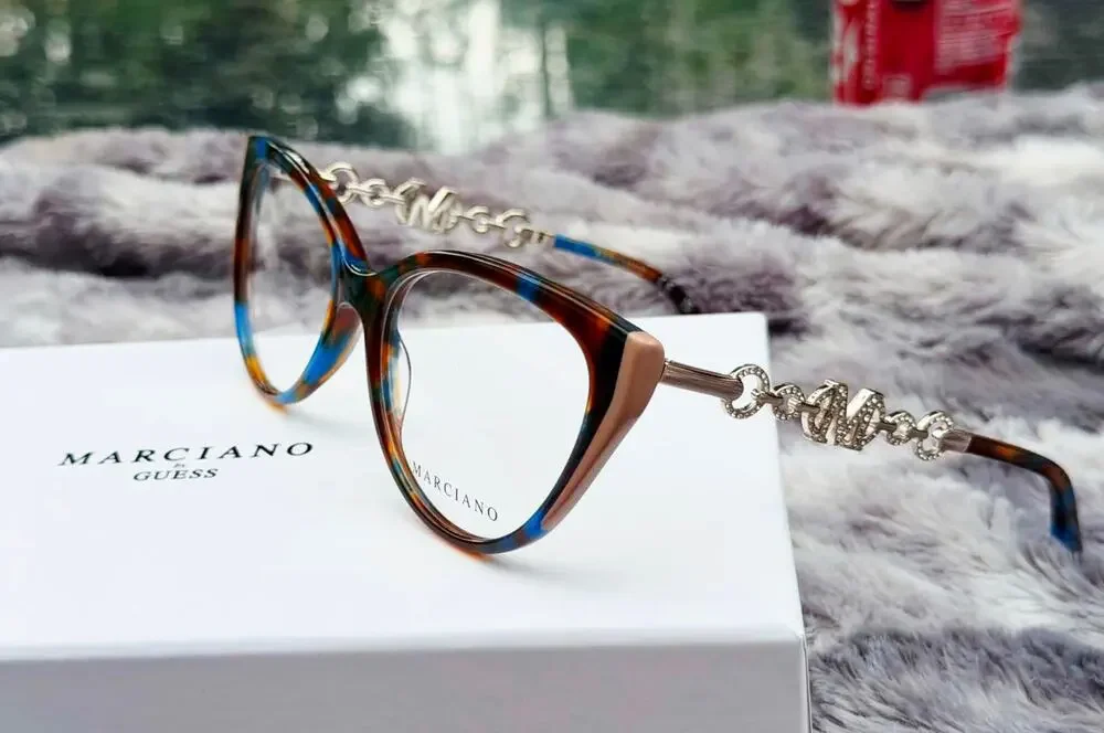 Guess by Marciano  Luxury Cat-Eye Eyeglass Frames (GM50006) - Full Inclusion